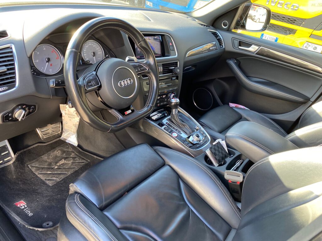 Audi SQ5 3.0  V6  313 CV